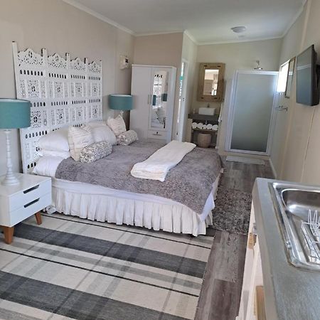Milky Way Hotel Hermanus Kültér fotó
