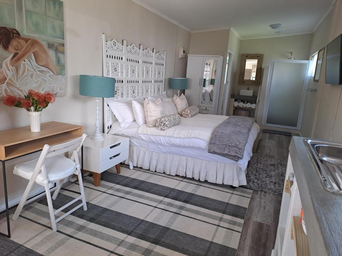 Milky Way Hotel Hermanus Kültér fotó